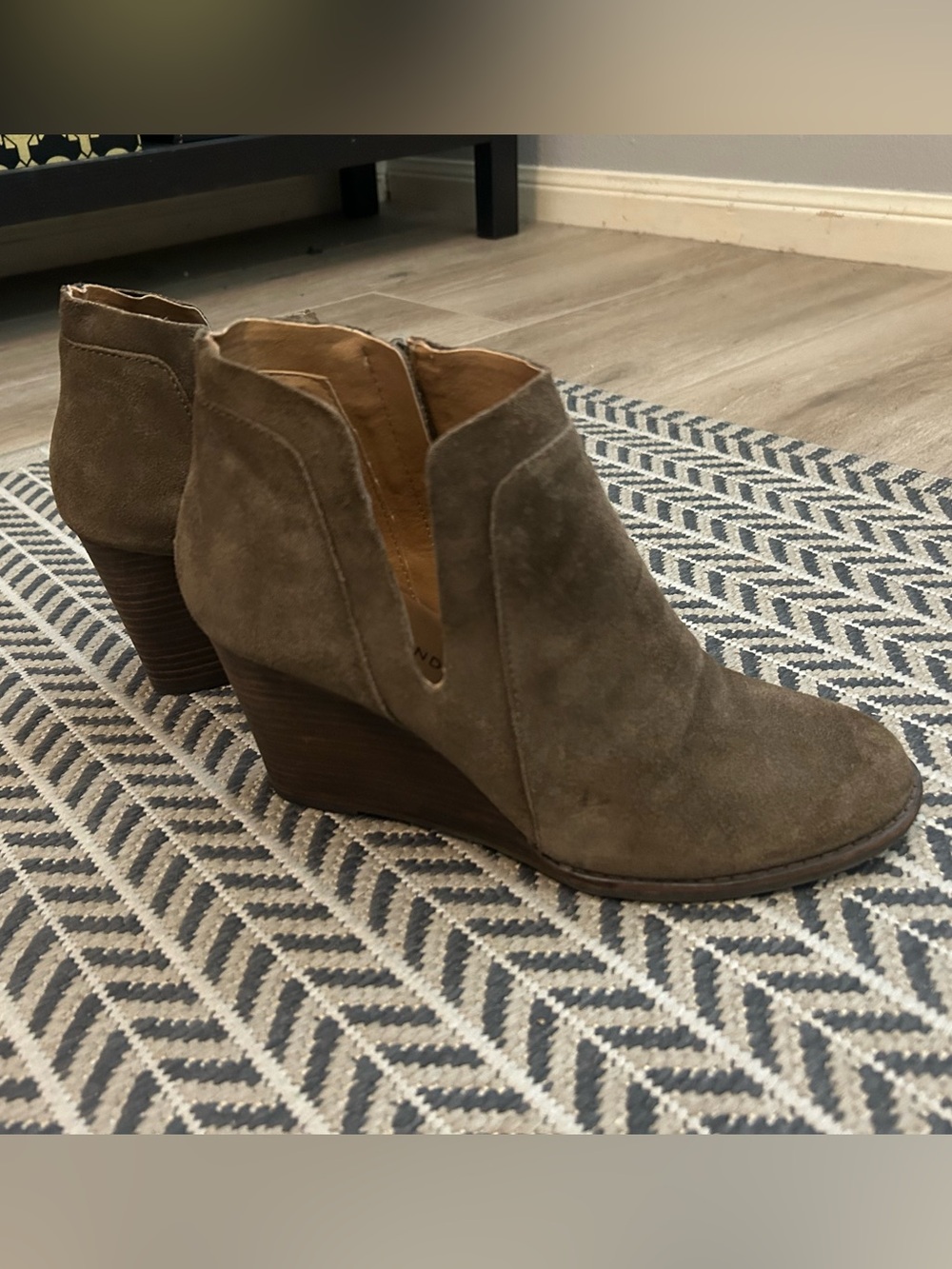 Lucky Brand Yabba suede wedge ankle booties in an olive green